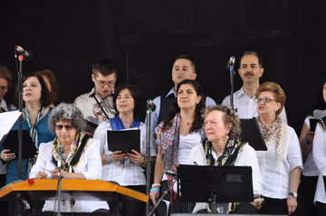 VTC at the European Festival. From left, first row: Laura Blumenthal (santouri), Erika Gerson (tambourine), second row: Bahar Çınarlı, Demet Edeer, Özge Göktepe, Tulen Çankaya; third row: Jacob de Camillis, Alper Dama, Ali Ergüdenler (vocalists).