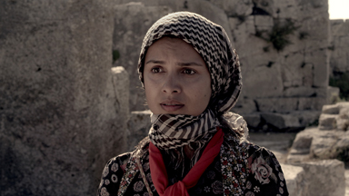 Feride Çetin 'Lal'da çoban kızı oynadı.